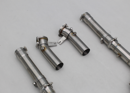 BMW Akrapovic Styled exhaust system for M8 M5 F90 F91 F92 F93 stainless with Carbon Tips