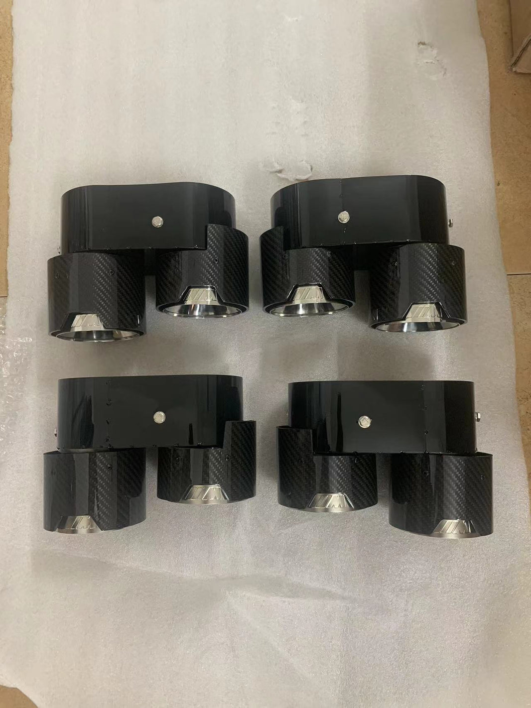 BMW G14 G15 G16 840i M850i Twin Tips DIY option. NOT suitable for 840d Quad