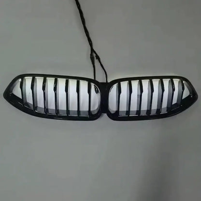 Suitable for LED lighting grille with lamps on the front grille of BMW 19-25 8 Series G14 G15 G16 M8 models