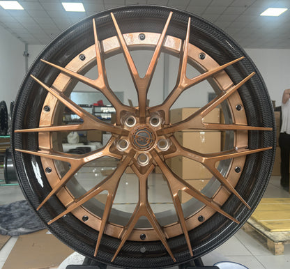 22” forged wheels as in the photos.