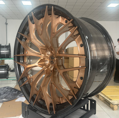 22” forged wheels as in the photos.