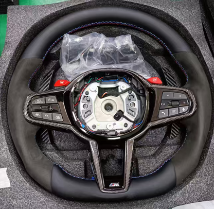 Aftermarket steering wheel fits any BMW with any button configuration, with or without heating and driver assist. BMW LCI CS 840d 840i M850iG14 G15 G16 M5 M8 F90 F91 F92 F93