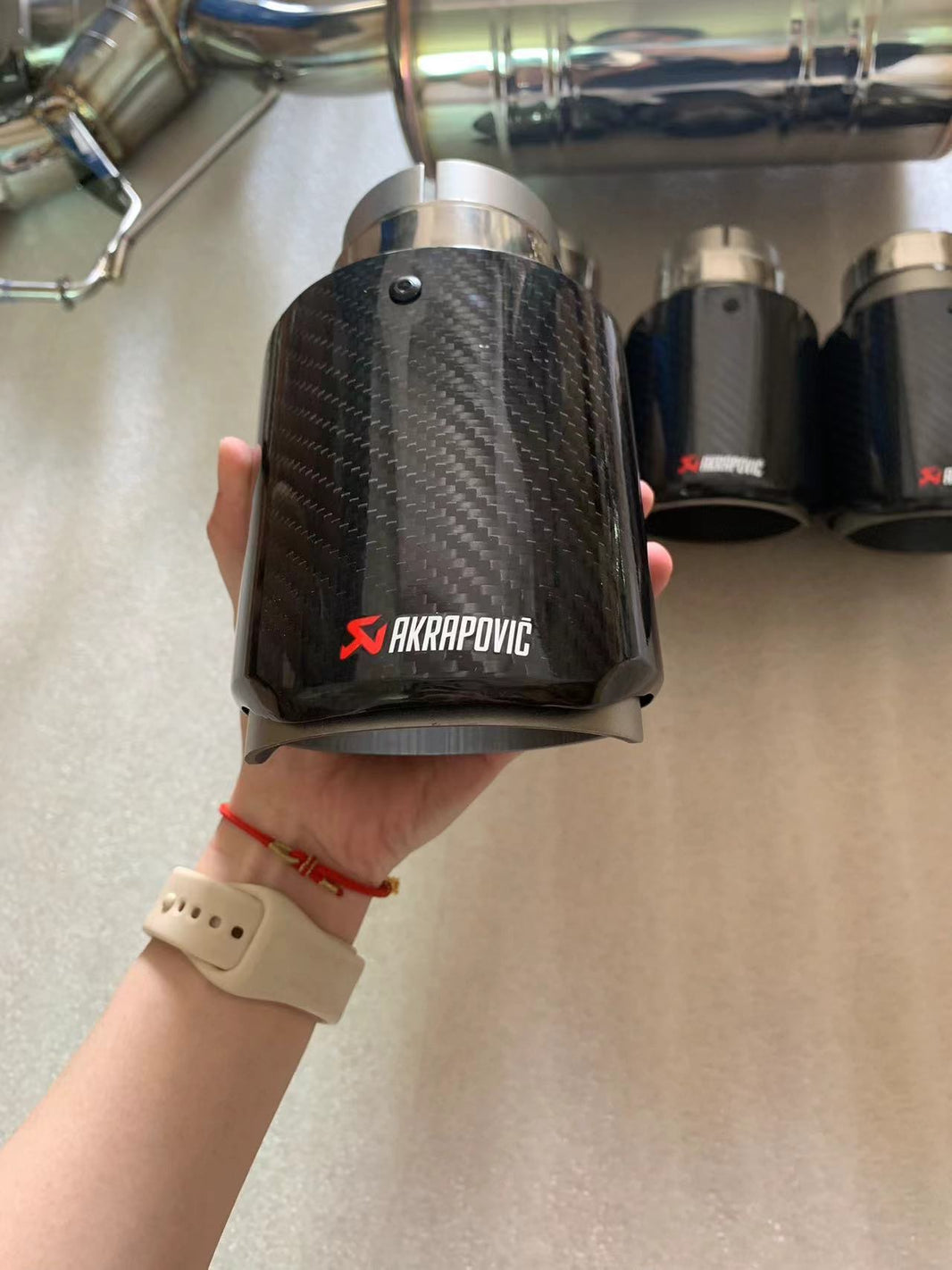 Akrapovic Style BMW F90 F91 F92 F93 M5 M8 Carbon and stainless Tips