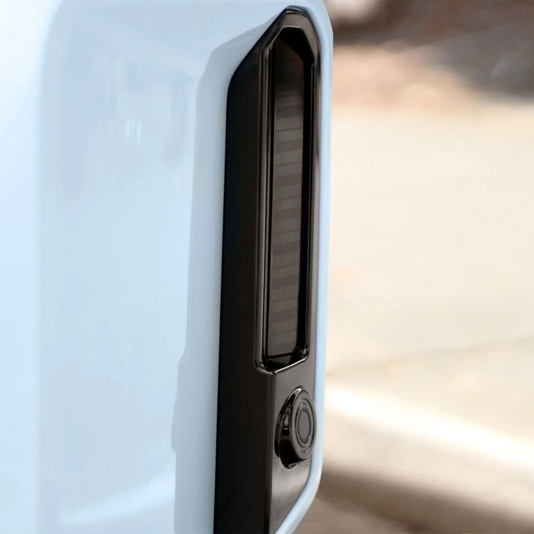 GoldenWrench BLACKLINE Rear Reflector Overlay Kit For BMW G87 M2 (2023+)