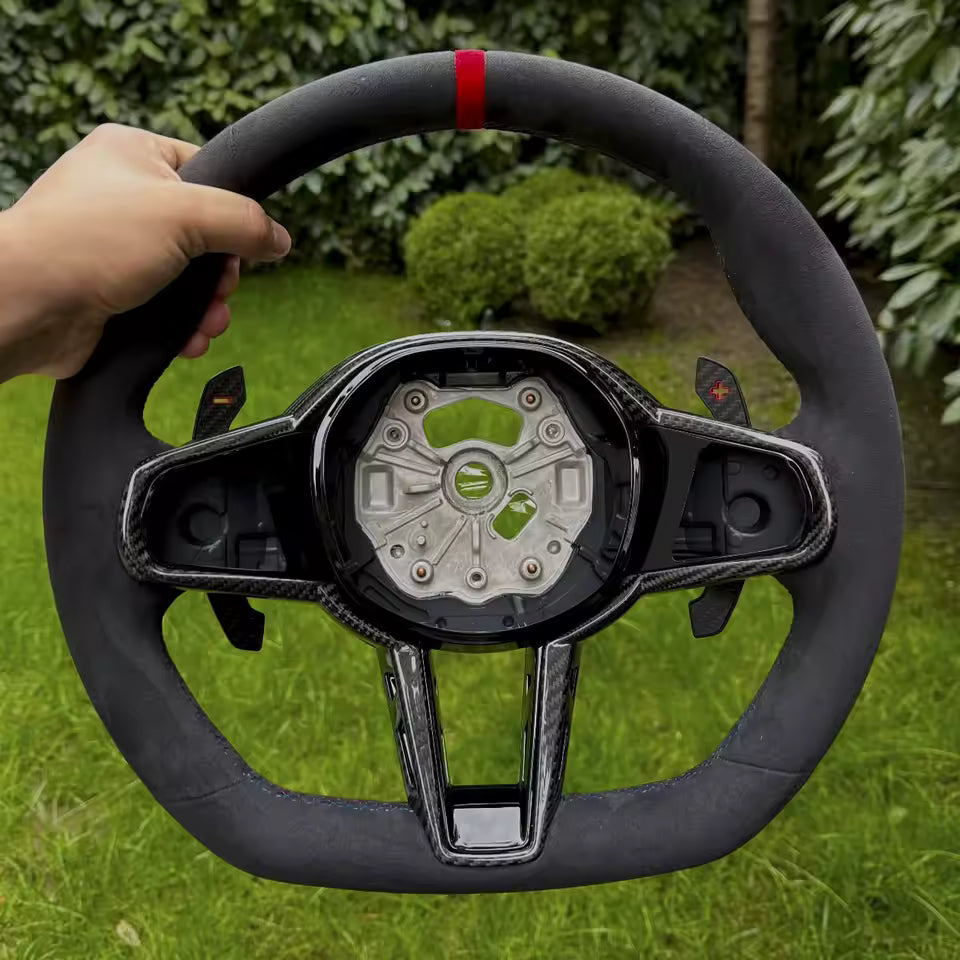 Aftermarket steering wheel fits any BMW with any button configuration, with or without heating and driver assist. BMW CS M4 G01 G02 G05 G06 G07 G30 G31 G32 G82 G42 G14 G20 G21 G80 G81 G22 G23 G26 X1 X3 X4 X5 X6 X3M X4M X5M X6M M3 M4 M5 M8 F90 F91 F92 F93