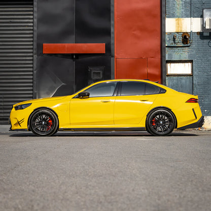 SOOQOO BMW M5 G90 G99 Type-A Prepreg Carbon Fiber Side Skirt