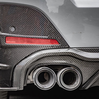 SOOQOO BMW G26 Carbon Fiber Double Tips Diffuser