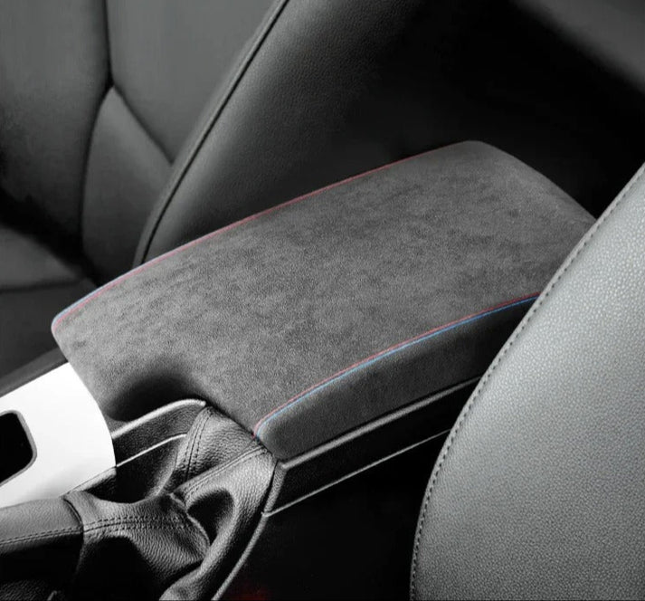 ALCANTARA / CARBON LEATHER ARMREST Trim for E90 / E92 BMW M3