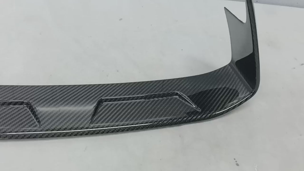 BMW Carbon dry Carbon Fibre M8 F91 F92 F92 front bumper inlay