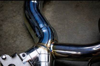 BMW Akrapovic exhaust system M8 M5 F90 F91 F92 F93 stainless with Carbon Tips