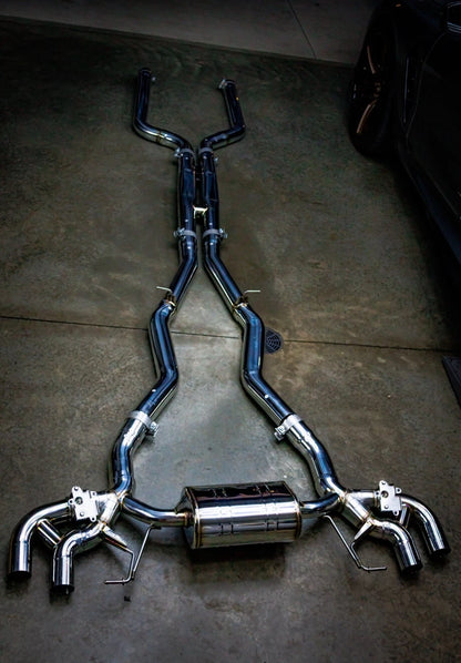 BMW Akrapovic exhaust system M8 M5 F90 F91 F92 F93 stainless with Carbon Tips